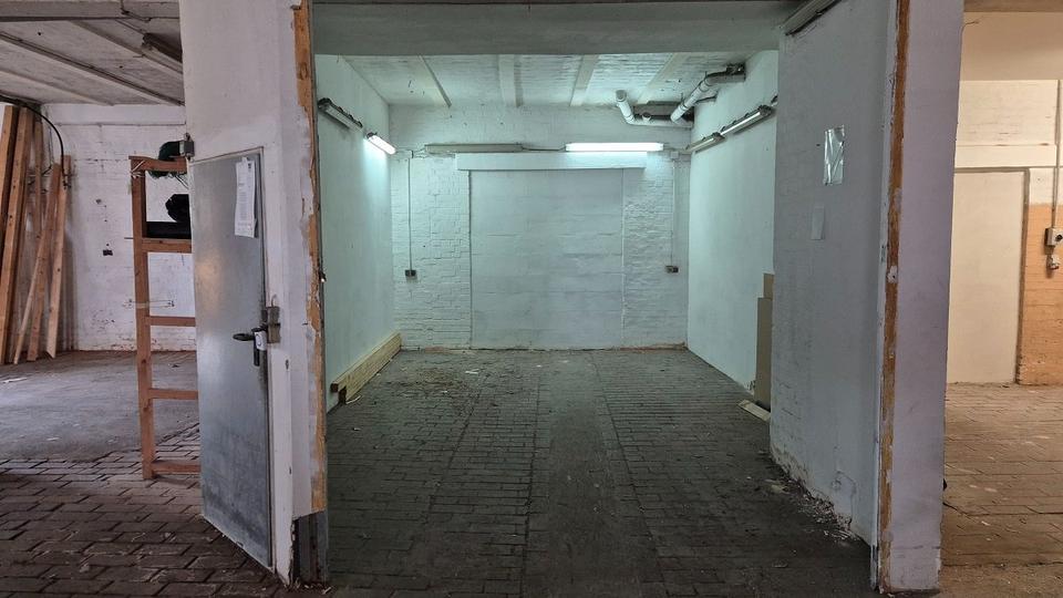 Gewerbeobjekt Halle - 1.500&euro; | Angebot:26470153