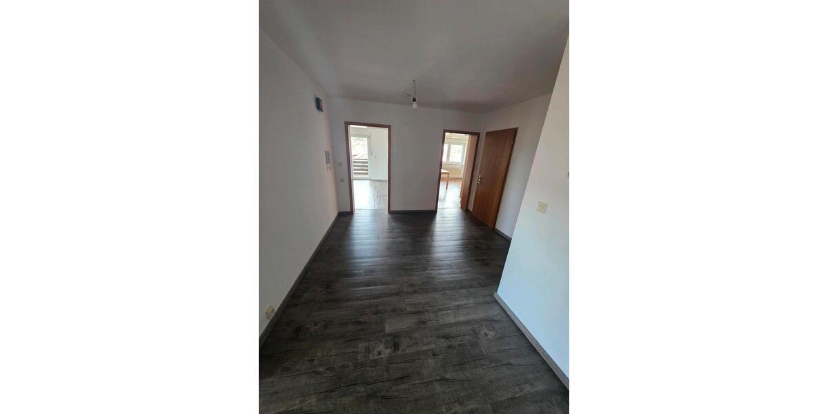 Etagenwohnung Langdorf - 3.5 Zimmer, 120 m&sup2;, 850&euro; | Angebot:26039848