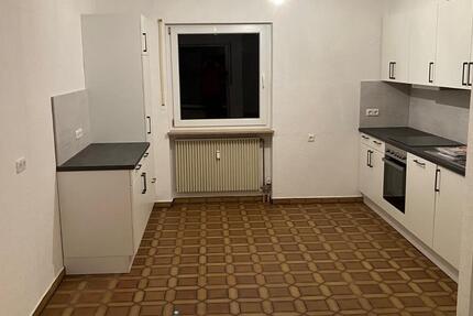 Wohnung Burghaslach - 4 Zimmer, 125 m&sup2;, 750&euro; | Angebot:25451212