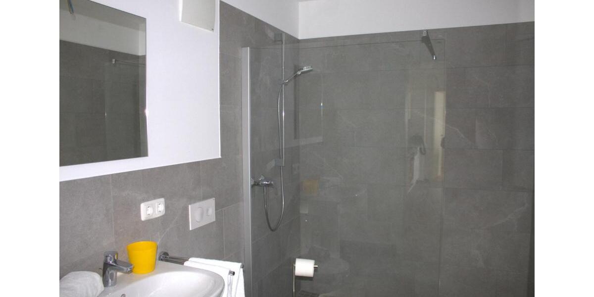 Etagenwohnung Landau an der Isar - 1 Zimmer, 1.790&euro; | Angebot:19125978