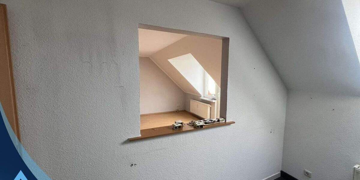 renovierte Dachgeschoss zur Vermietung 3 zimmer