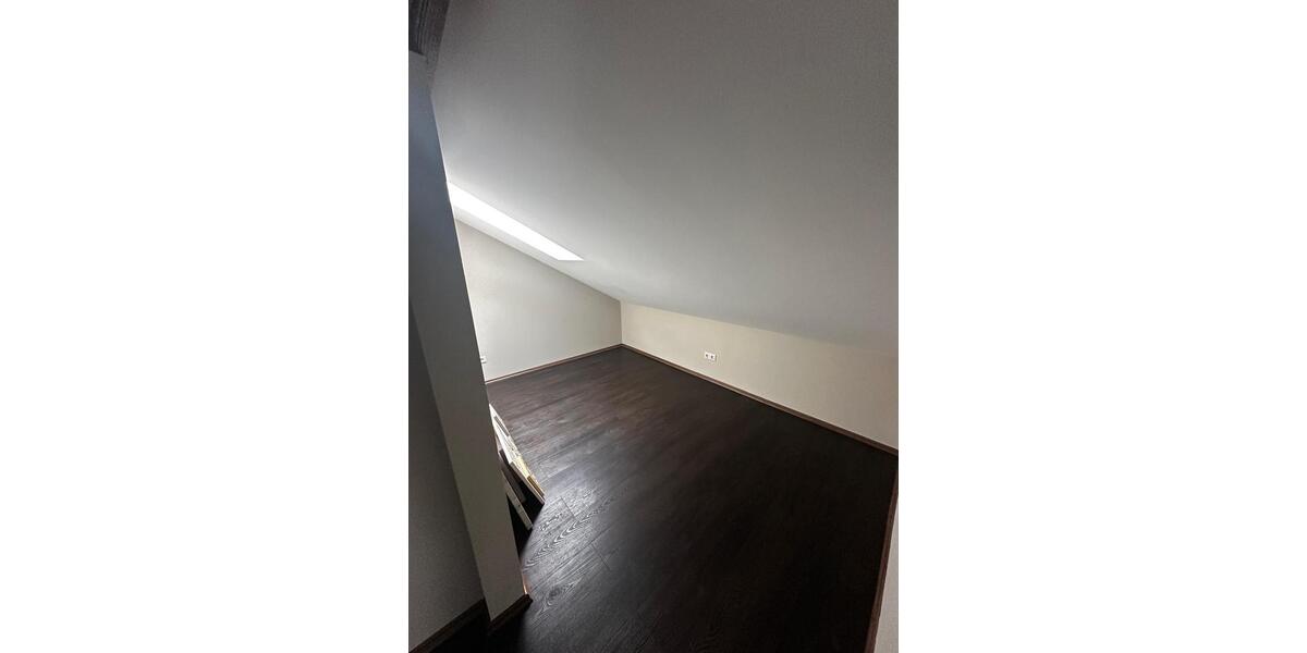 Dachgeschoßwohnung Gottmadingen - 2.5 Zimmer, 49 m&sup2;, 700&euro; | Angebot:25892353