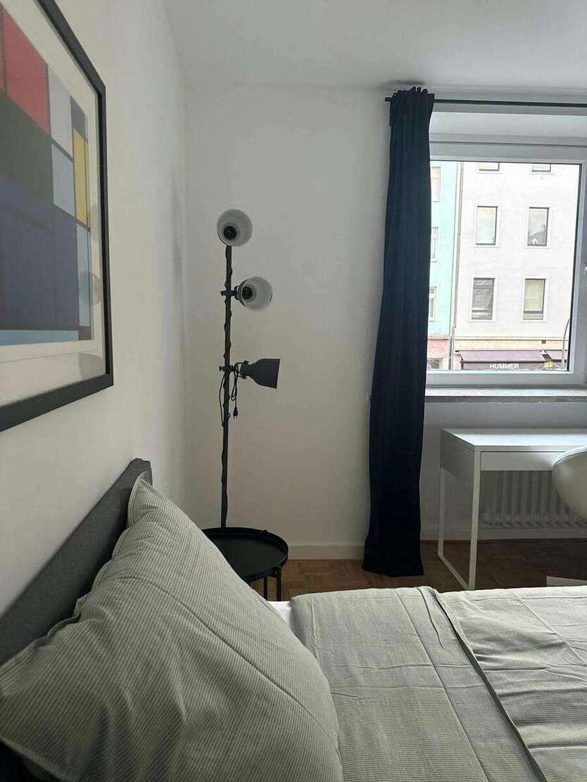 WG-Zimmer in Düsseldorf 899 € 25 m² zimmer