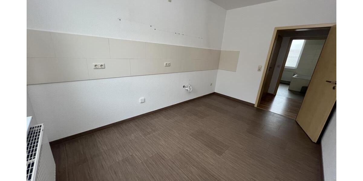 Moderne 3 Raum-Wohnung mit stylischem Bad mit Fenster, Dusche und Wanne. - Etagenwohnung Gera Lusan | Angebot:26991448