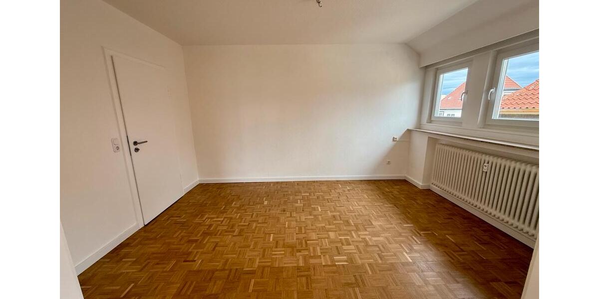 Dachgeschoßwohnung Bielefeld Heepen - 4 Zimmer, 82 m&sup2;, 998&euro; | Angebot:26642918