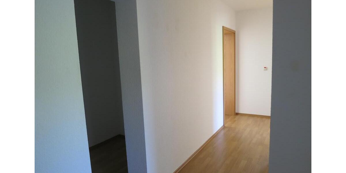 Etagenwohnung Stadtilm - 3 Zimmer, 83 m&sup2;, 490&euro; | Angebot:25999854
