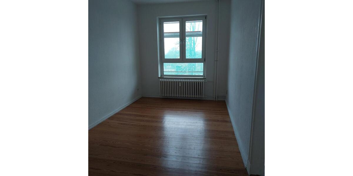 Etagenwohnung Flensburg Fruerlund - 4 Zimmer, 101 m&sup2;, 905&euro; | Angebot:23750426