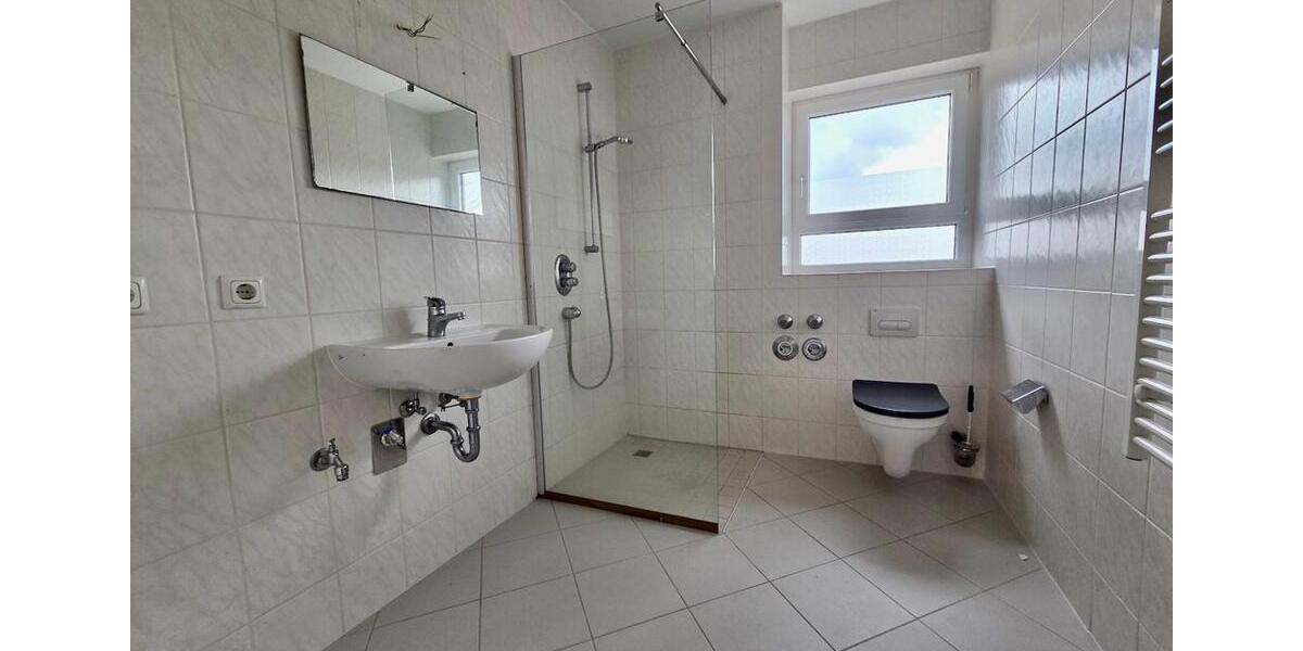 Dachgeschoßwohnung Dresden Neustadt - 1.5 Zimmer, 47 m&sup2;, 530&euro; | Angebot:26001478