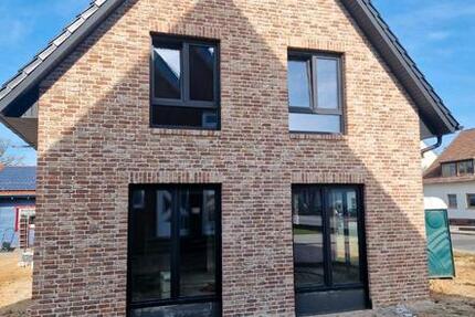 Haus Wallenhorst - 5 Zimmer, 136 m&sup2;, 1.580&euro; | Angebot:26340863