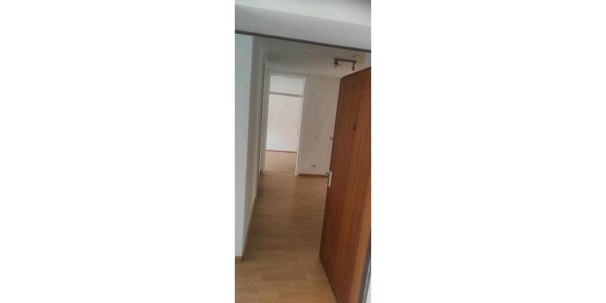 Wohnen auf Zeit Weil am Rhein - 3 Zimmer, 23 m&sup2;, 590&euro; | Angebot:25640767
