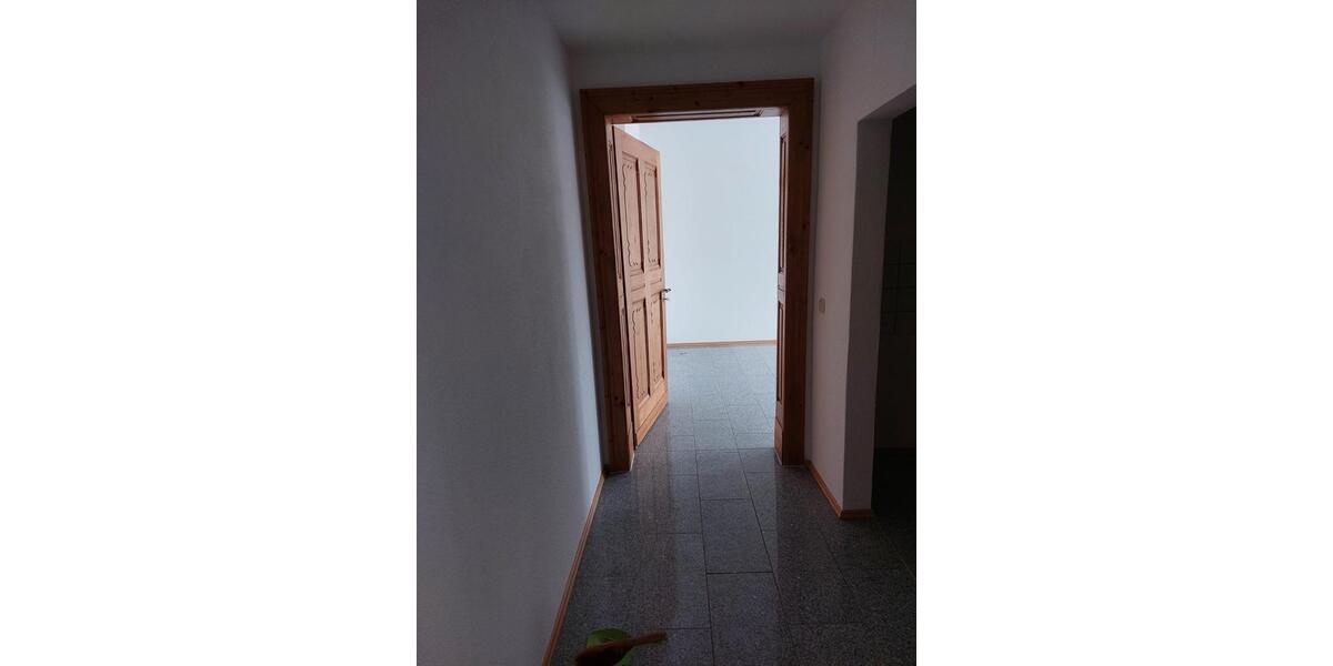 Etagenwohnung Rochlitz - 2 Zimmer, 52 m&sup2;, 390&euro; | Angebot:26463608