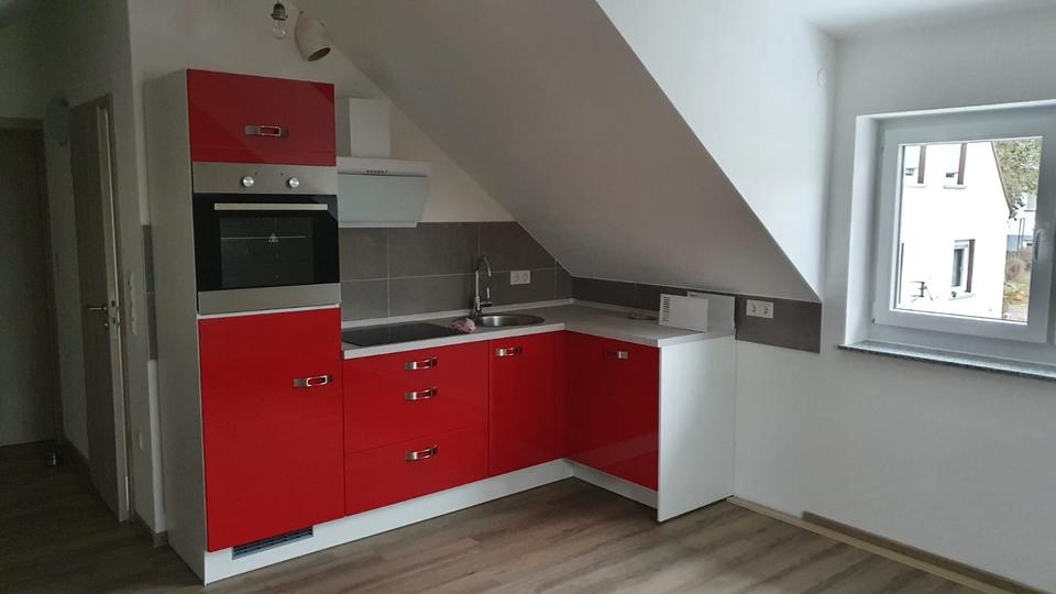 Dachgeschoßwohnung Langgöns - 2 Zimmer, 50 m&sup2;, 600&euro; | Angebot:24819199