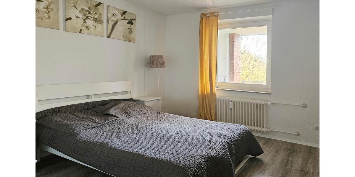 Etagenwohnung Bremerhaven Lehe - 2 Zimmer, 68 m&sup2;, 459&euro; | Angebot:24865338