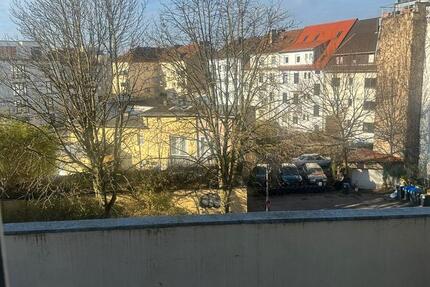 Wohnung Saarbrücken - 2 Zimmer, 67 m&sup2;, 650&euro; | Angebot:26554505