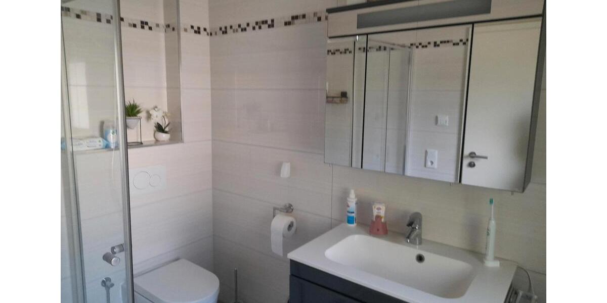Wohnen auf Zeit Waldkraiburg - 3 Zimmer, 104 m&sup2;, 500&euro; | Angebot:26499962