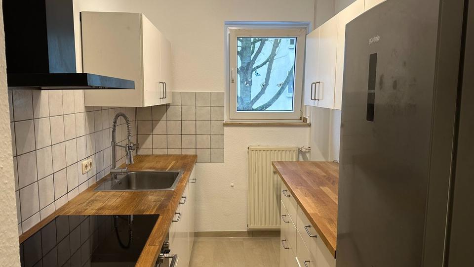 Möbliertes, bezugsfertiges WG-Zimmer mit Reinigungsservice 3 zimmer