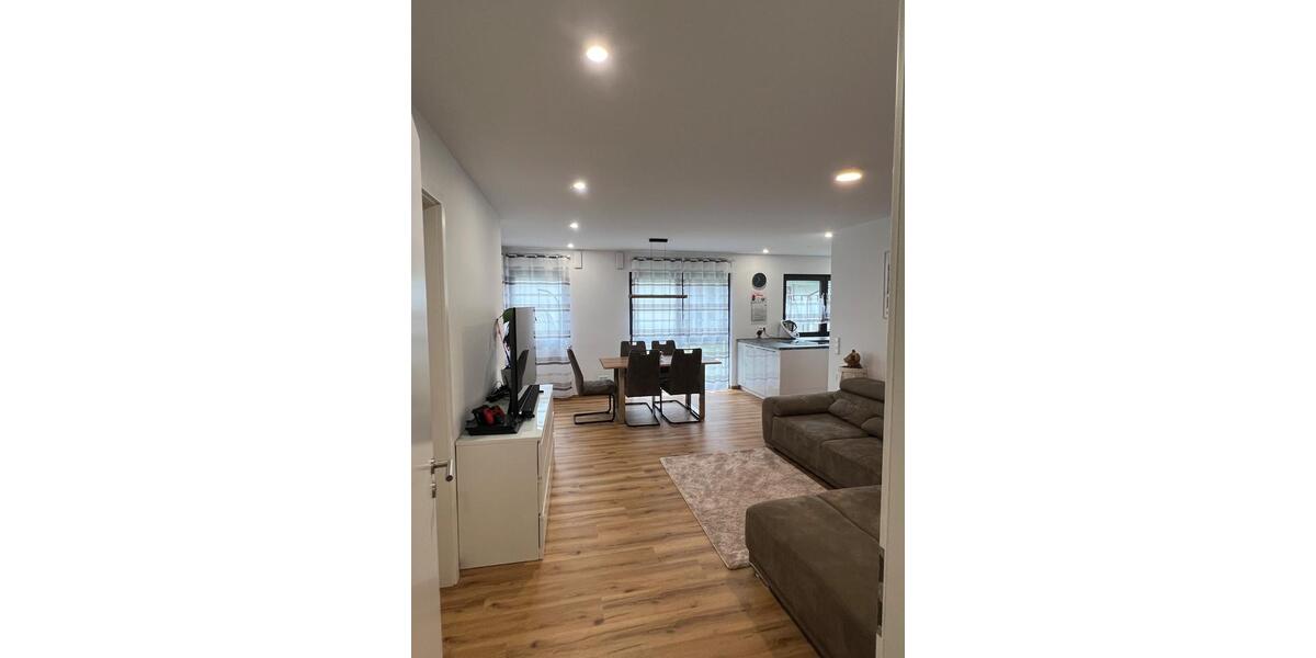 Erdgeschoßwohnung Ebenweiler - 3.5 Zimmer, 85 m&sup2;, 1.170&euro; | Angebot:26152509