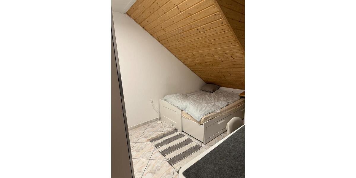 Wohnen auf Zeit Köln Chorweiler - 1 Zimmer, 10 m&sup2;, 450&euro; | Angebot:26373211