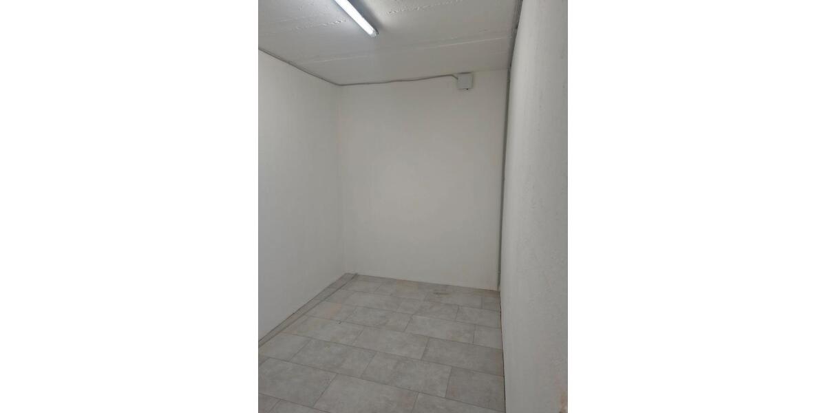 Erdgeschoßwohnung Oberboihingen - 2 Zimmer, 76 m&sup2;, 1.025&euro; | Angebot:26135992