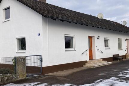 Haus Karlskron - 3 Zimmer, 75 m&sup2;, 650&euro; | Angebot:25220455