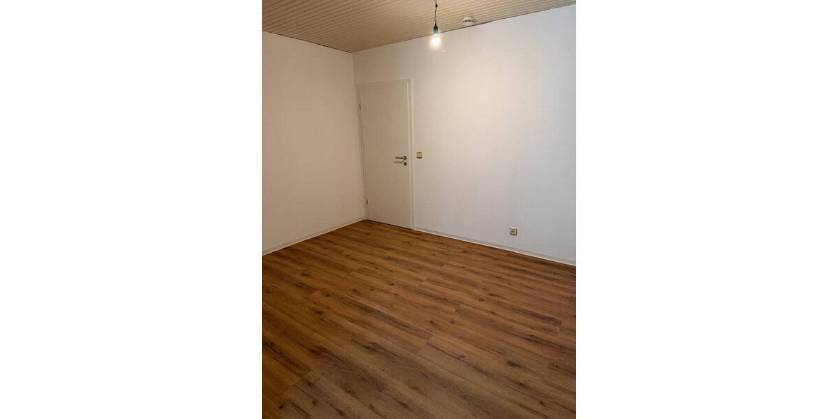 Etagenwohnung Bad Bevensen - 4 Zimmer, 165 m&sup2;, 1.300&euro; | Angebot:26141074