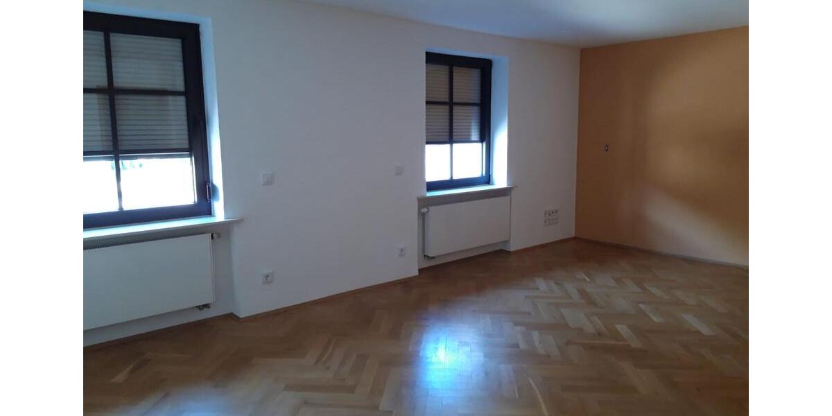 Erdgeschoßwohnung Coswig - 2 Zimmer, 63 m&sup2;, 500&euro; | Angebot:26645165