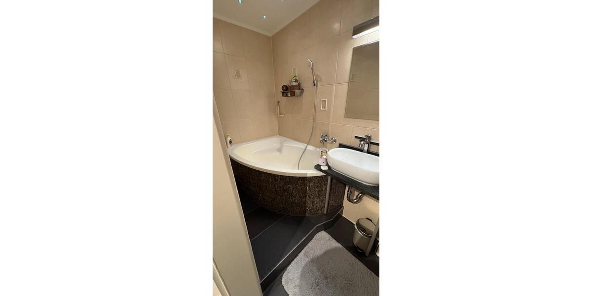 Reihenhaus Dresden Leuben - 5 Zimmer, 136 m&sup2;, 2.032&euro; | Angebot:26407003