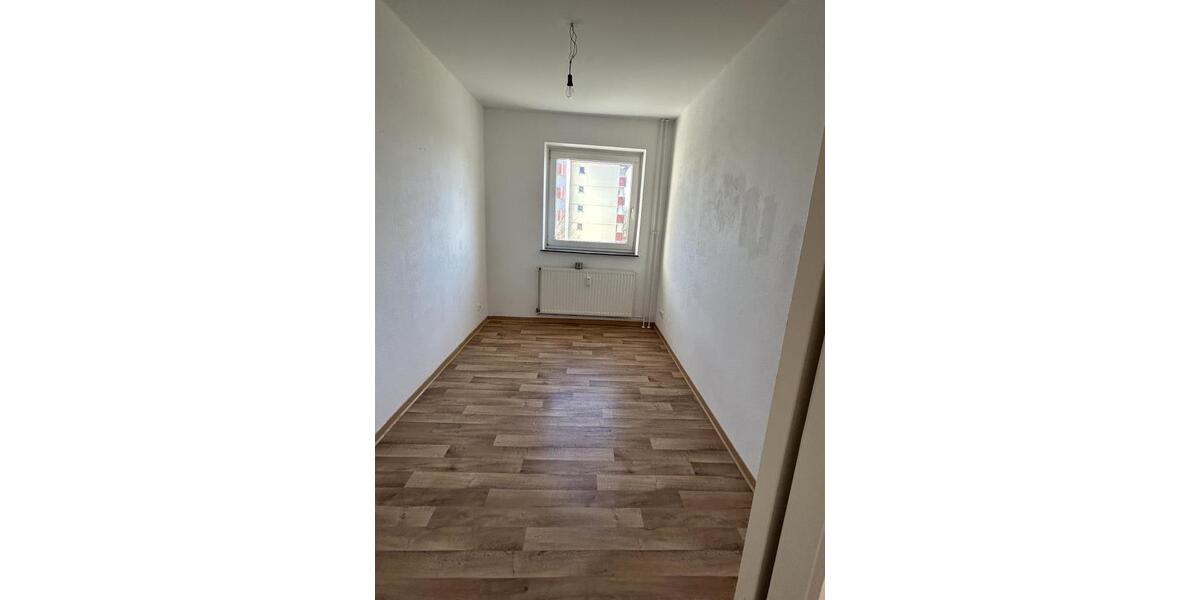 Etagenwohnung Flensburg Fruerlund - 4 Zimmer, 80 m&sup2;, 699&euro; | Angebot:26058421
