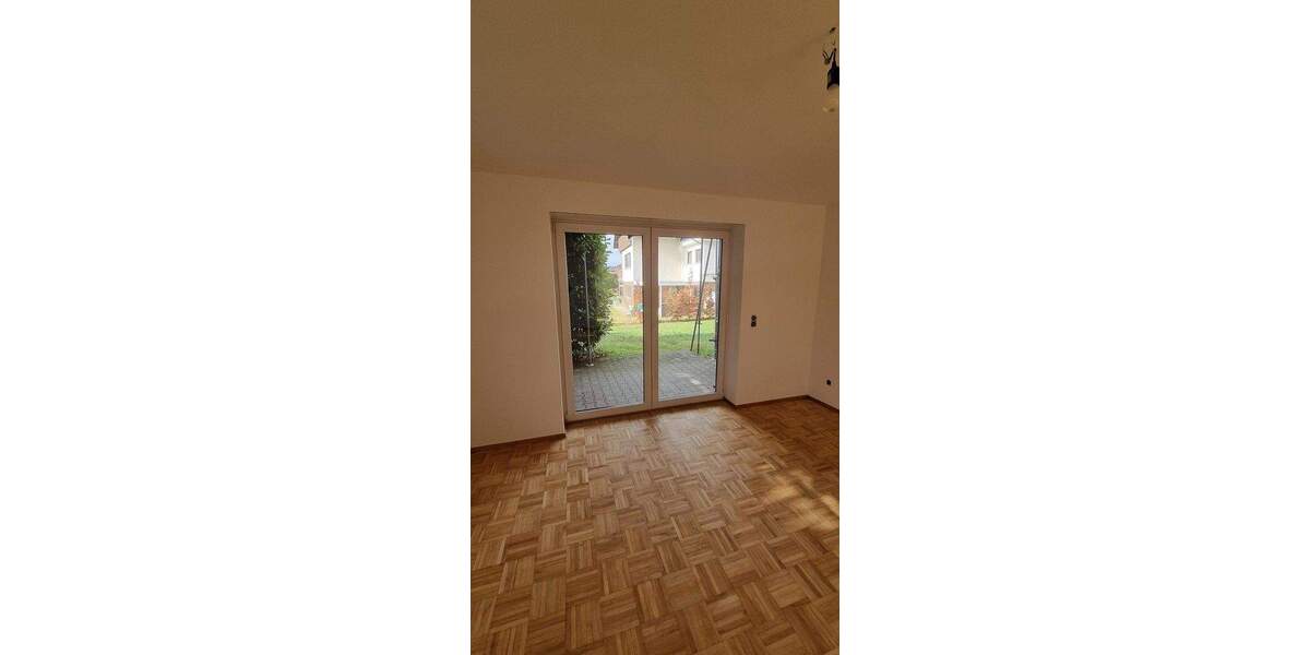 Etagenwohnung Schlüchtern - 2 Zimmer, 83 m&sup2;, 630&euro; | Angebot:25752233