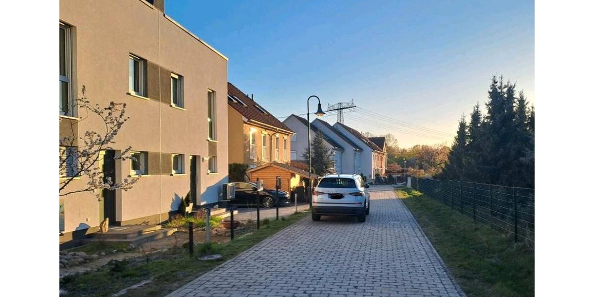 Doppelhaushälfte Ahrensfelde - 5 Zimmer, 158 m&sup2;, 2.350&euro; | Angebot:26126339