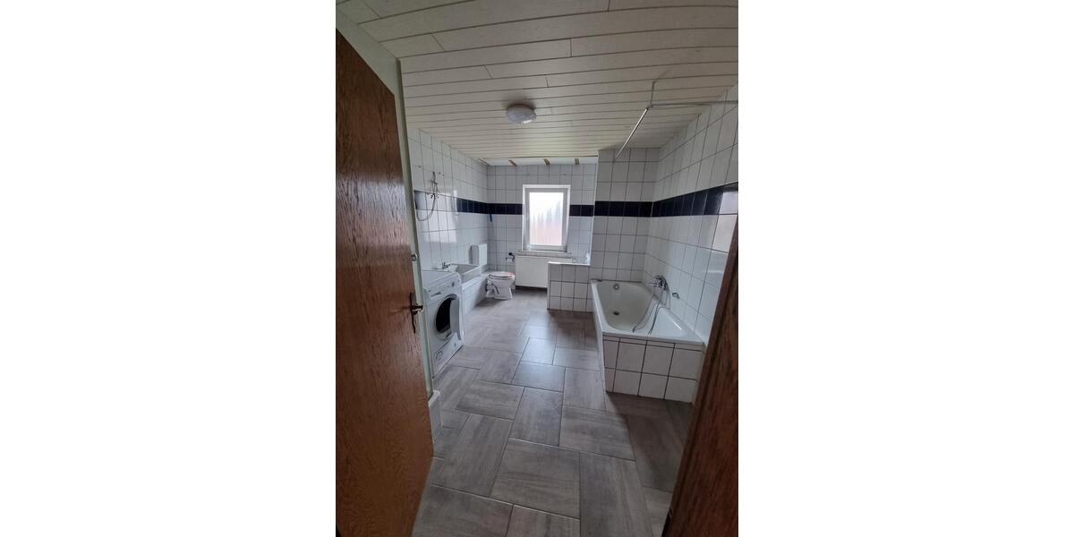 Etagenwohnung Extertal - 5 Zimmer, 110 m&sup2;, 600&euro; | Angebot:26271935