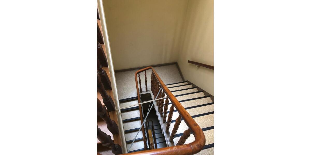 Etagenwohnung Bremerhaven Mitte - 2.5 Zimmer, 50 m&sup2;, 305&euro; | Angebot:26626788