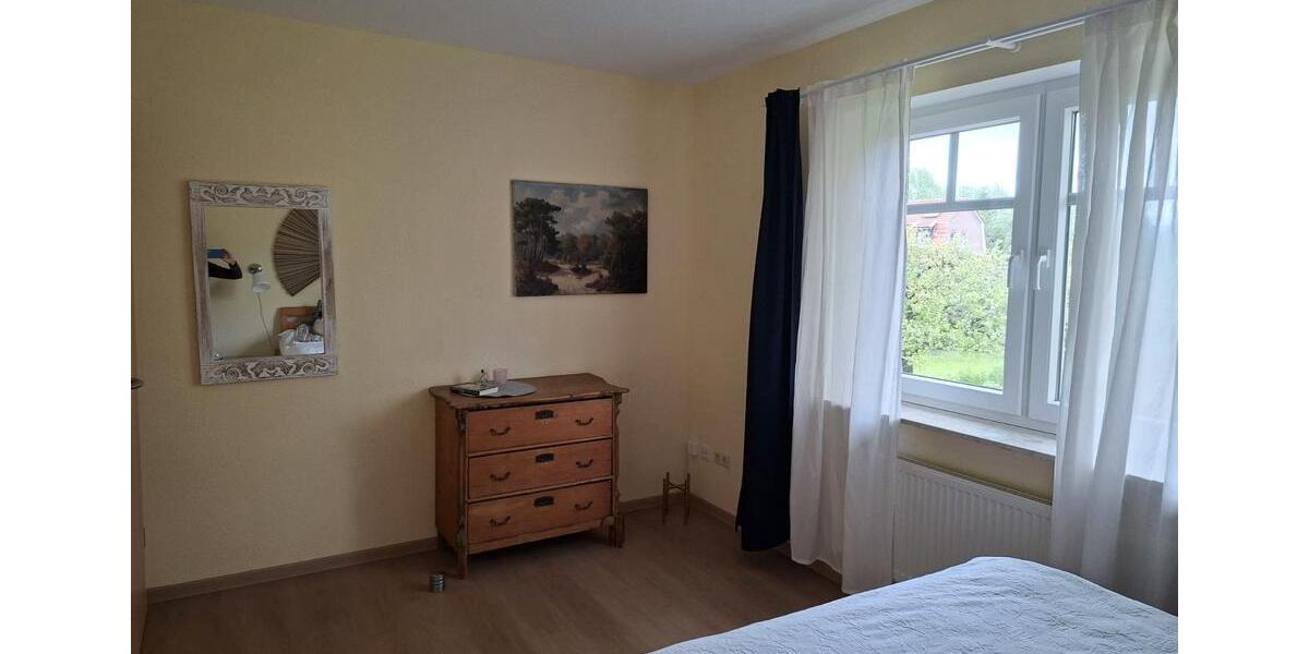 Etagenwohnung Upgant-Schott Schott - 3 Zimmer, 75 m&sup2;, 750&euro; | Angebot:26532142