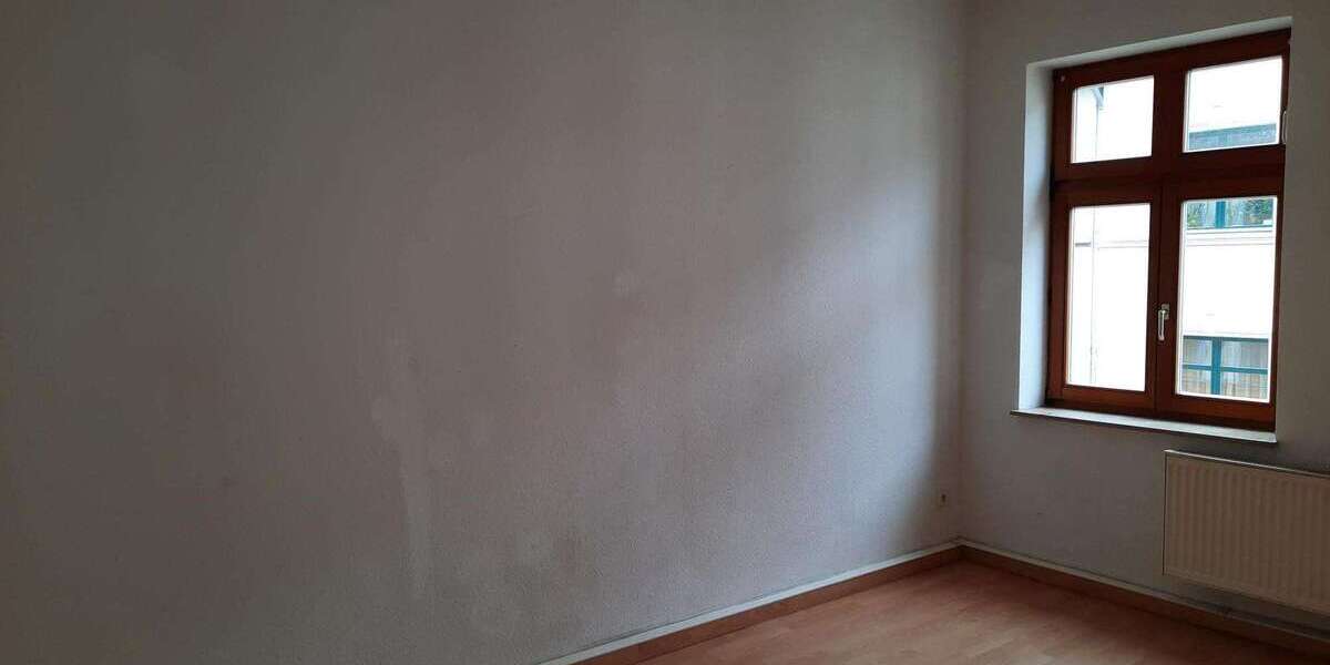 2 Zimmer-Wohnung *gerade in Renovierung* frei ab 01.08.2023 2 zimmer