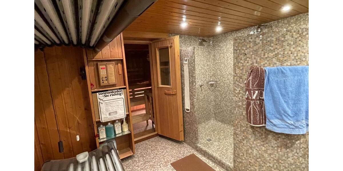 Bungalow Crailsheim - 6 Zimmer, 210 m&sup2;, 1.990&euro; | Angebot:26174918