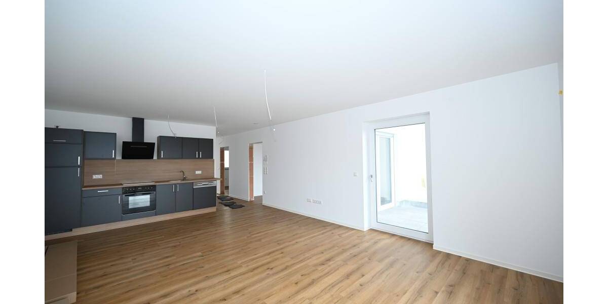 Etagenwohnung Seubersdorf - 3 Zimmer, 89 m&sup2;, 950&euro; | Angebot:26568839