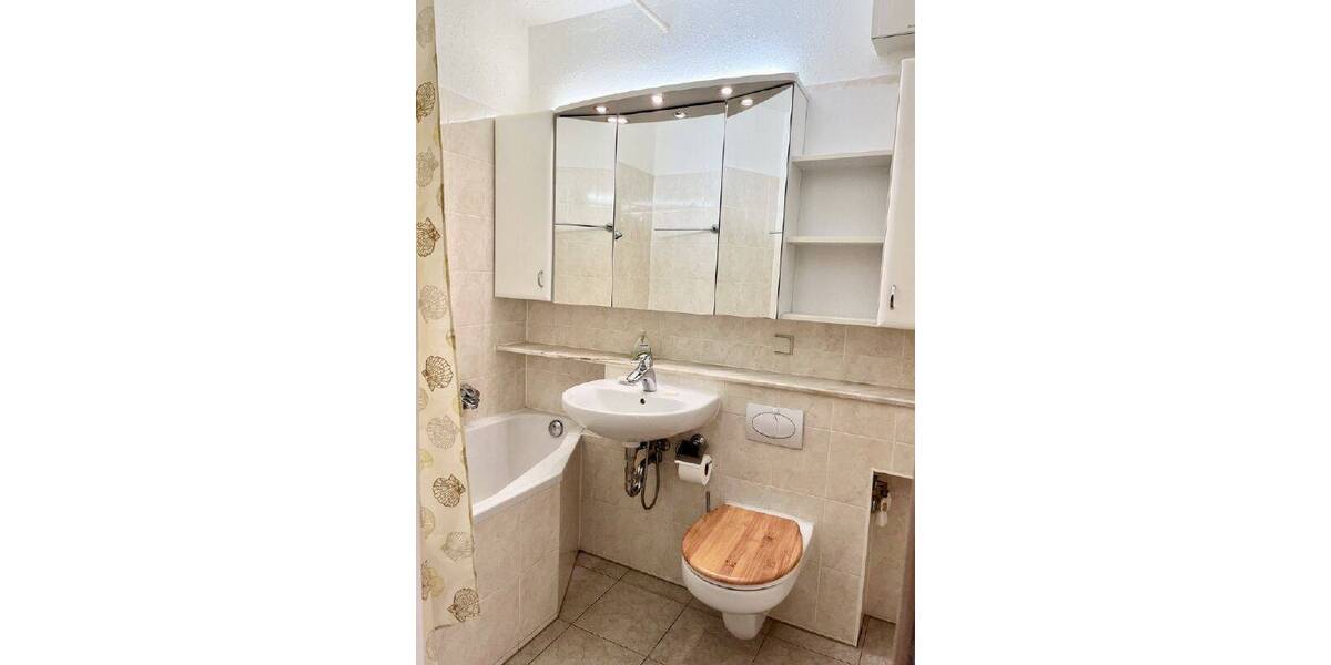 Etagenwohnung Dresden Kleinpestitz/Mockritz - 4 Zimmer, 75 m&sup2;, 740&euro; | Angebot:26796342