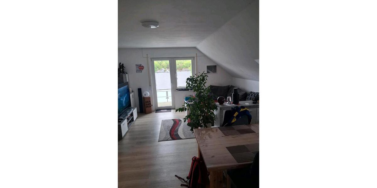 Dachgeschoßwohnung Freudenberg - 2.5 Zimmer, 65 m&sup2;, 730&euro; | Angebot:26536633