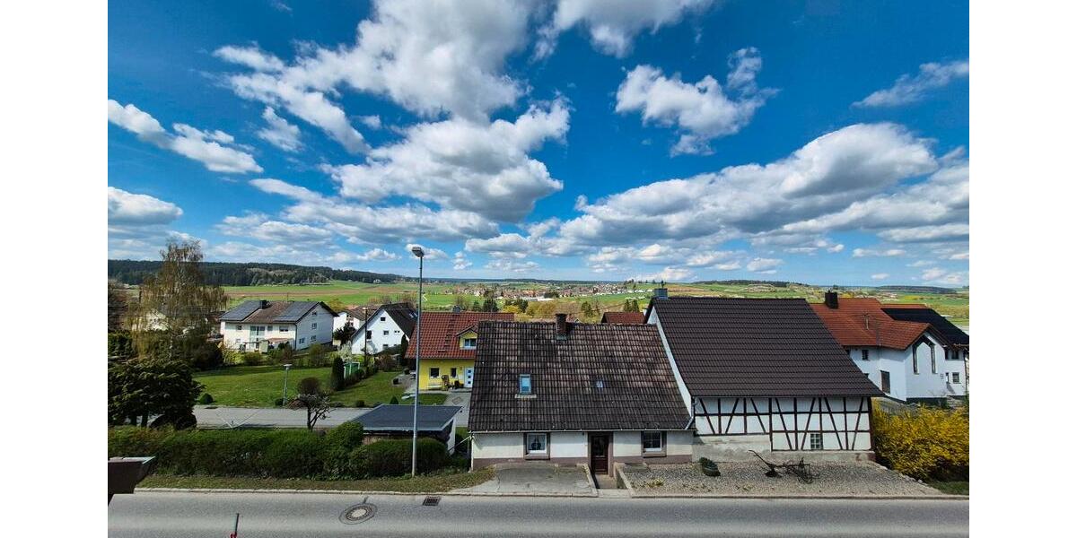 Dachgeschoßwohnung Brigachtal - 3.5 Zimmer, 87 m&sup2;, 880&euro; | Angebot:26336077