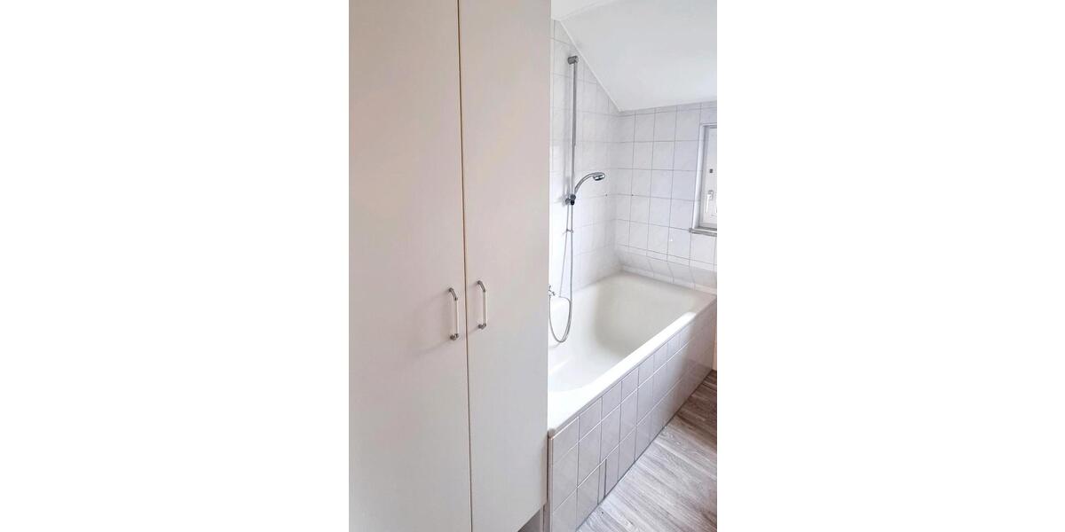 Etagenwohnung Münchberg - 3 Zimmer, 65 m&sup2;, 420&euro; | Angebot:24818764