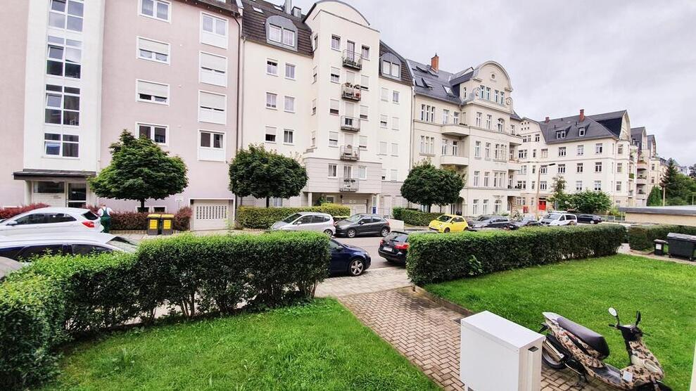 Helle 2-Zimmer-Wohnung mit Einbauküche und Balkon auf dem Kaßberg!
