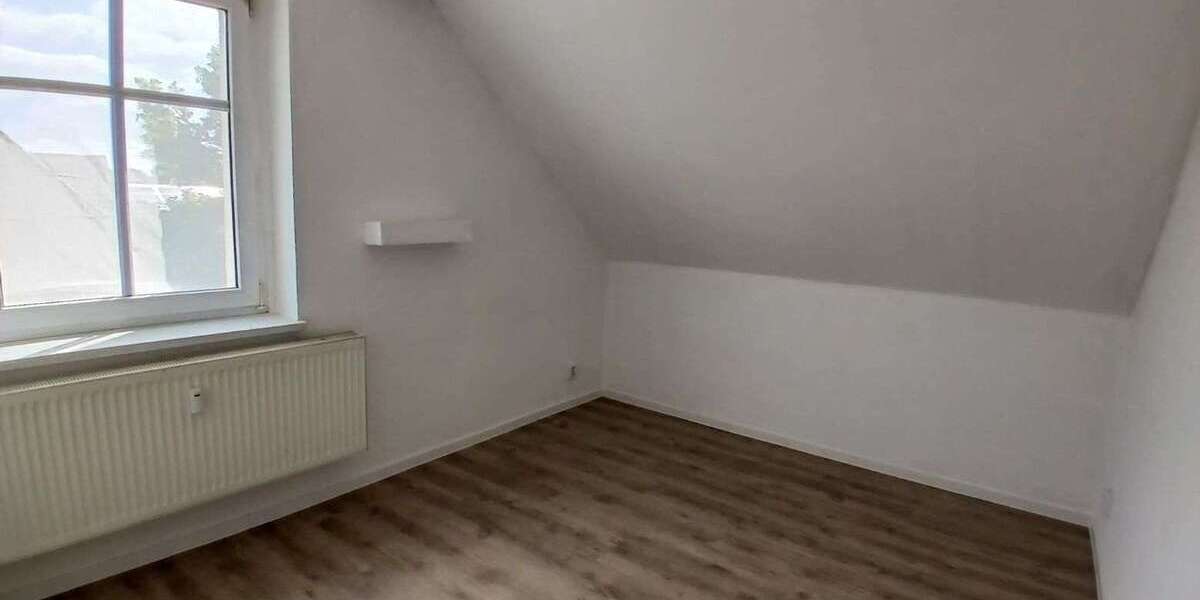 Etagenwohnung Roskow - 2 Zimmer, 34 m&sup2;, 239&euro; | Angebot:27127600