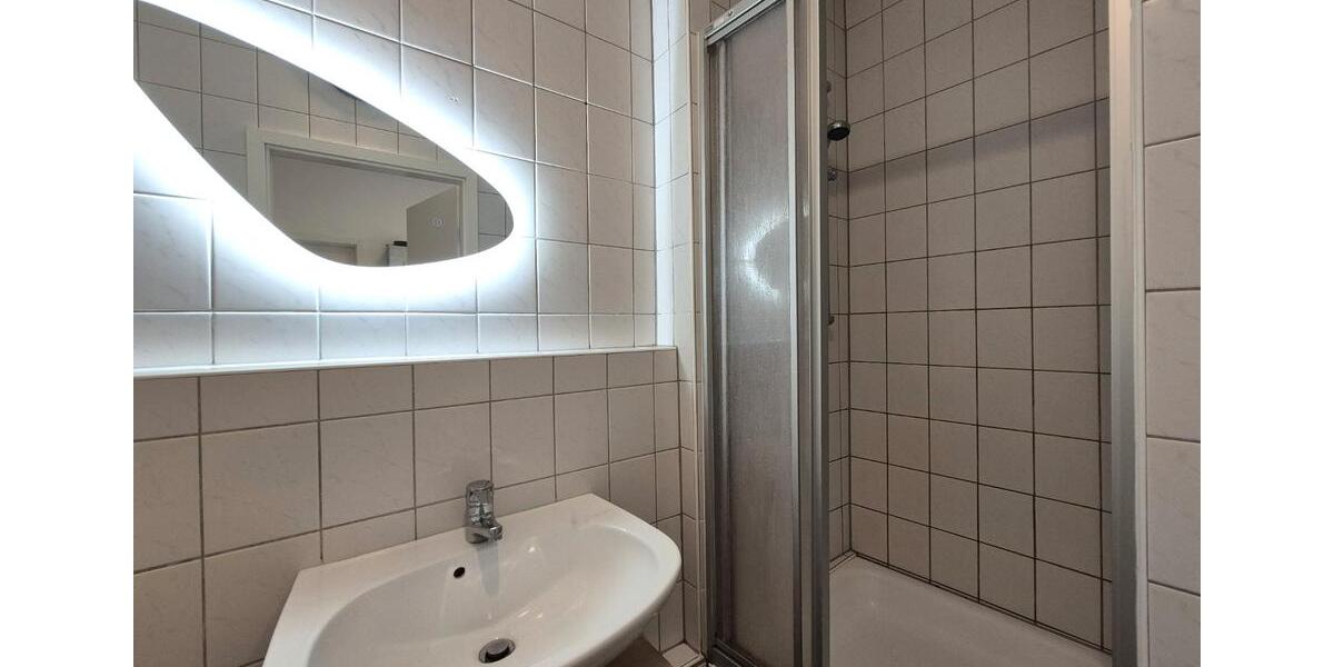 Etagenwohnung Crimmitschau - 2 Zimmer, 50 m&sup2;, 320&euro; | Angebot:26522265