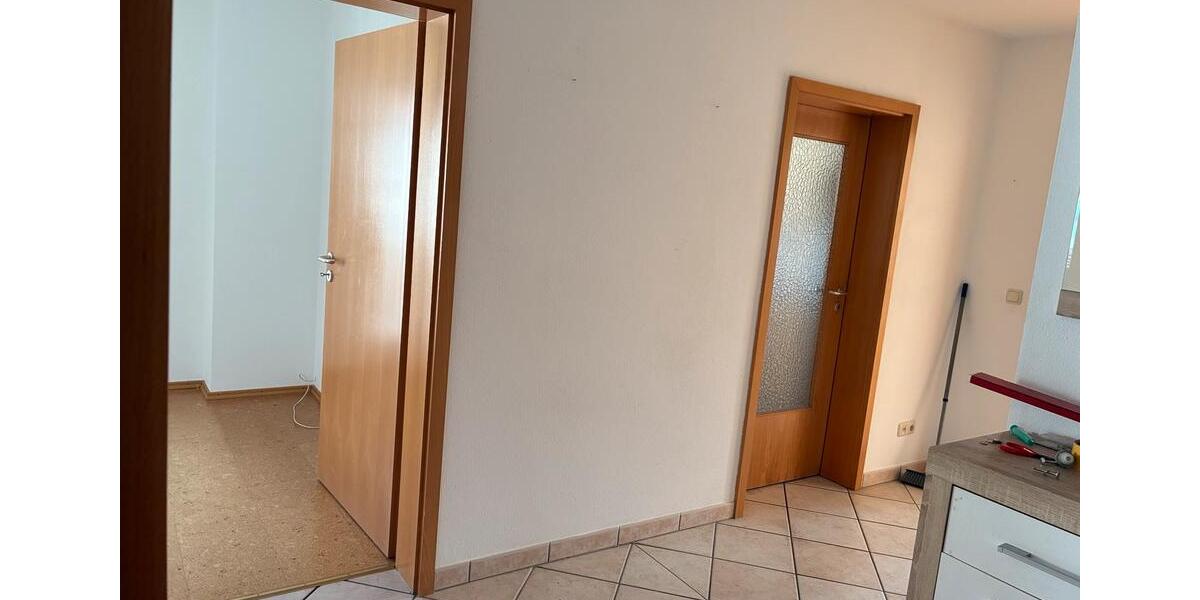 Etagenwohnung Traunreut Irsing - 3 Zimmer, 85 m&sup2;, 1.150&euro; | Angebot:25844468