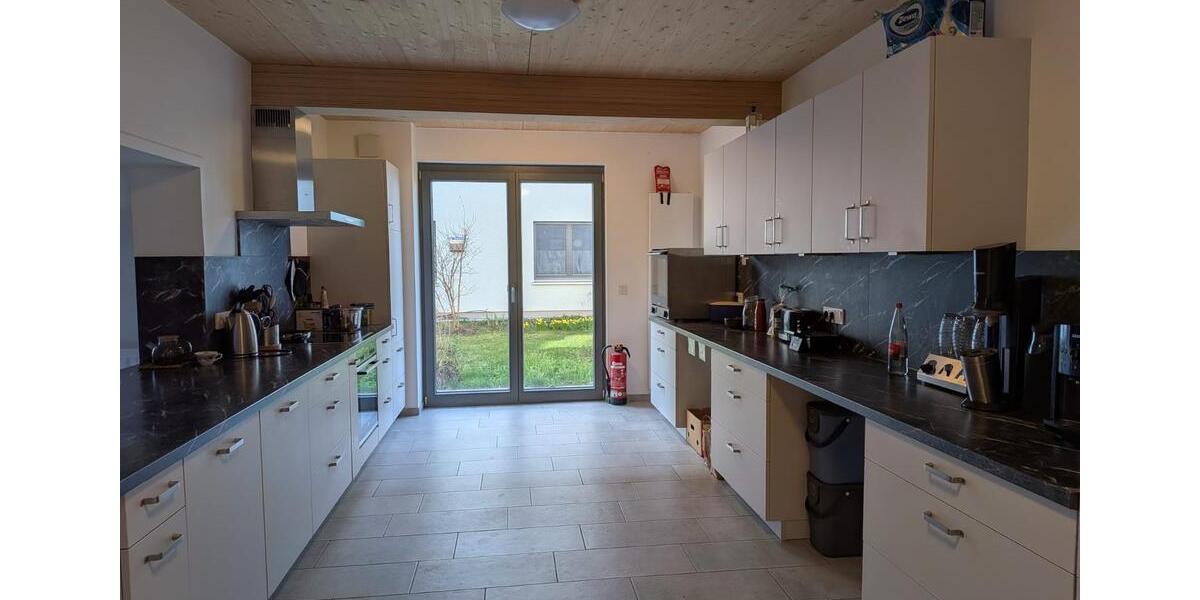 Wohnen auf Zeit Ehrenkirchen - 1 Zimmer, 20 m&sup2;, 680&euro; | Angebot:23851206