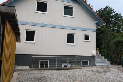 Haus Ziemetshausen - 5 Zimmer, 135 m&sup2;, 1.350&euro; | Angebot:25252589