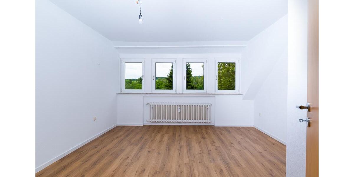 Dachgeschoßwohnung Bad Zwesten - 4 Zimmer, 115 m&sup2;, 730&euro; | Angebot:26670904
