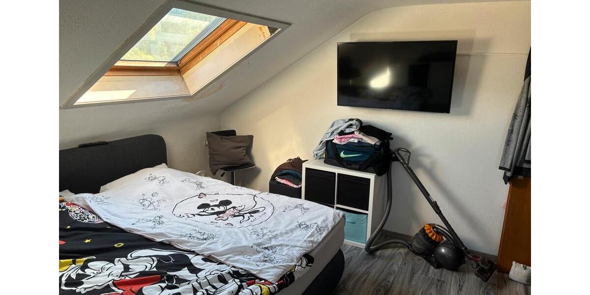 Dachgeschoßwohnung Bergneustadt - 3 Zimmer, 72 m&sup2;, 600&euro; | Angebot:26478513