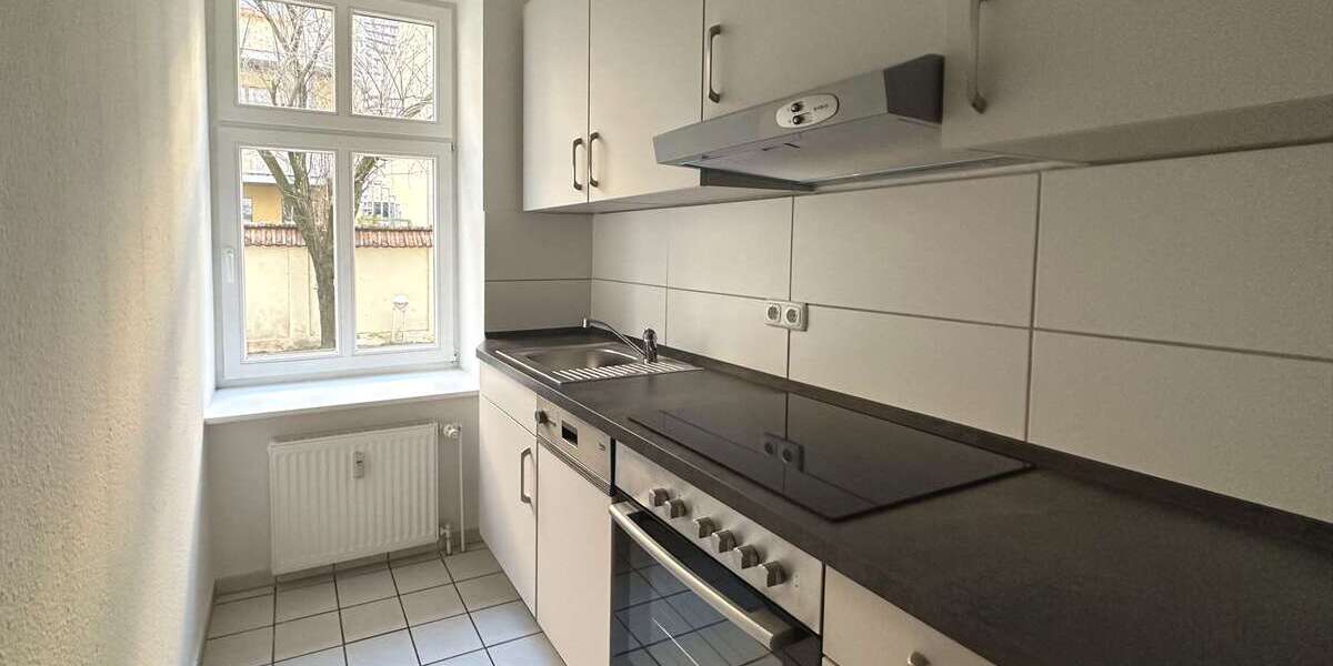 Etagenwohnung Magdeburg Stadtfeld Ost - 1 Zimmer, 34 m&sup2;, 320&euro; | Angebot:27048886