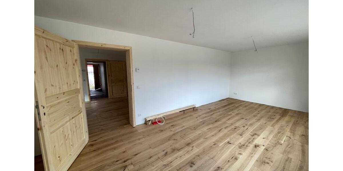 Erdgeschoßwohnung Altötting - 3 Zimmer, 84 m&sup2;, 924&euro; | Angebot:26351886